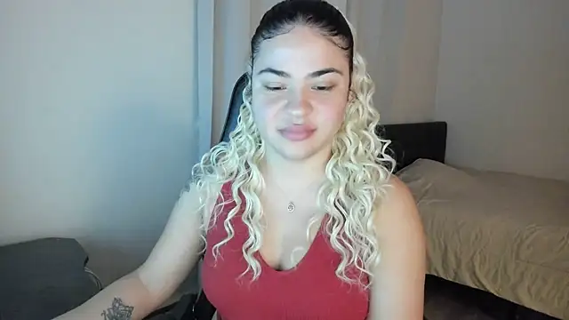 MelSaunders online show from 01/04/25, 01:42