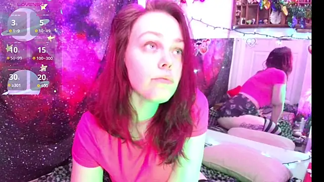 EverlyEster online show from 01/02/25, 07:12