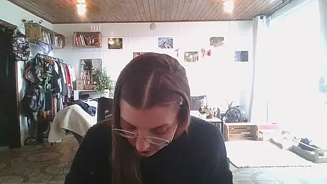 SweetyBabyDemon online show from 10/29/25, 05:47