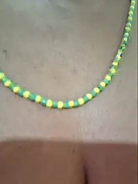 gatadeojosclaros online show from 11/05/25, 02:33