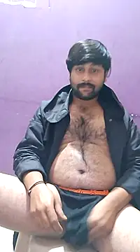 Snapshot of GlassBarge9 chatting on 01/21/25, 05:09 GlassBarge9 online show from 01/21/25, 05:09