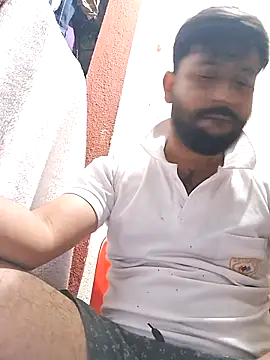 Snapshot of GlassBarge9 chatting on 03/09/25, 06:21 GlassBarge9 online show from 03/09/25, 06:21