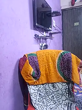 Snapshot of GlassBarge9 chatting on 03/19/25, 02:48 GlassBarge9 online show from 03/19/25, 02:48