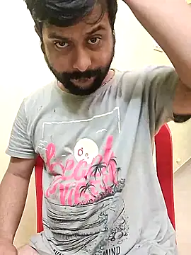 Snapshot of GlassBarge9 chatting on 10/03/25, 04:59 GlassBarge9 online show from 10/03/25, 04:59