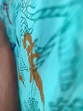 Snapshot of yoursexy1432 chatting on 09/24/25, 05:33 yoursexy1432 online show from 09/24/25, 05:33