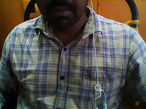 Snapshot of yoursexy1432 chatting on 09/29/25, 06:51 yoursexy1432 online show from 09/29/25, 06:51