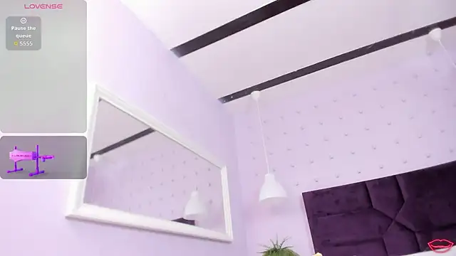 BrianaHazel online show from 09/24/25, 11:30