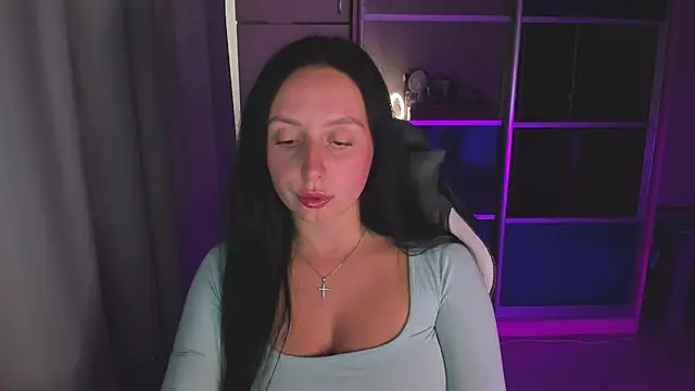 Christy Calypso online show from 06/11/26, 03:32