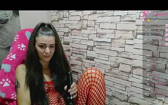 Catbaby32 online show from 11/12/25, 10:09