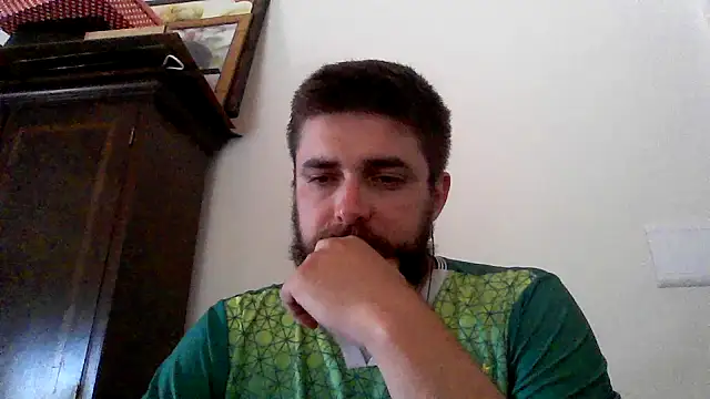 Snapshot of Dat1994 chatting on 02/05/25, 12:06 Dat1994 online show from 02/05/25, 12:06