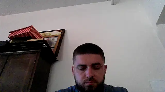 Snapshot of Dat1994 chatting on 02/10/25, 11:57 Dat1994 online show from 02/10/25, 11:57