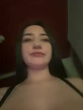 preetypeach online show from 12/18/24, 11:51