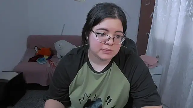 Snapshot of Aria_Fullbuster chatting on 11/14/25, 09:13 Aria Fullbuster online show from 11/14/25, 09:13