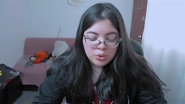 Snapshot of Aria_Fullbuster chatting on 11/16/25, 07:08 Aria Fullbuster online show from 11/16/25, 07:08