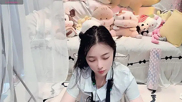 AKiKi711 online show from 07/12/26, 04:58