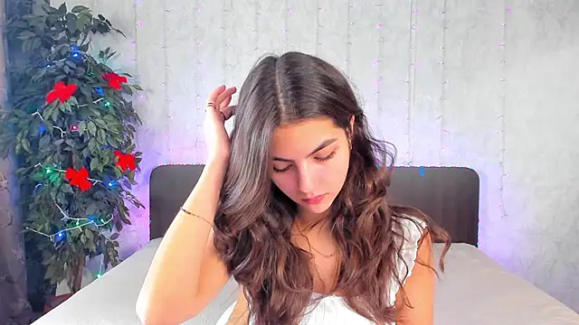 Milana Crystal  online show from 12/19/24, 08:13