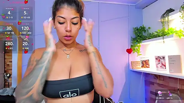 Georgina-coule online show from 02/21/25, 12:06