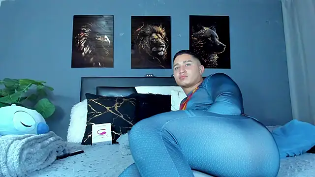 Snapshot of francesco_evan chatting on 11/04/25, 09:47 francesco evan online show from 11/04/25, 09:47