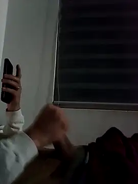 Snapshot of bammbammm chatting on 10/28/25, 06:06 bammbammm online show from 10/28/25, 06:06