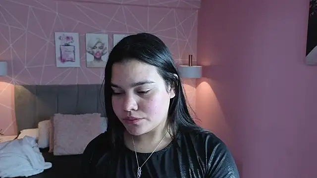 Snapshot of zara__sweet chatting on 07/21/26, 03:25 zara sweet online show from 07/21/26, 03:25