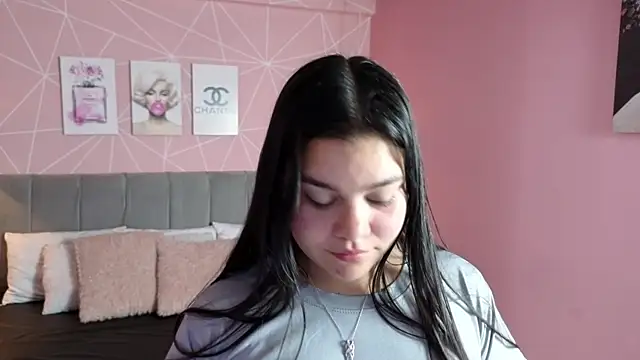 Snapshot of zara__sweet chatting on 07/30/26, 04:06 zara sweet online show from 07/30/26, 04:06