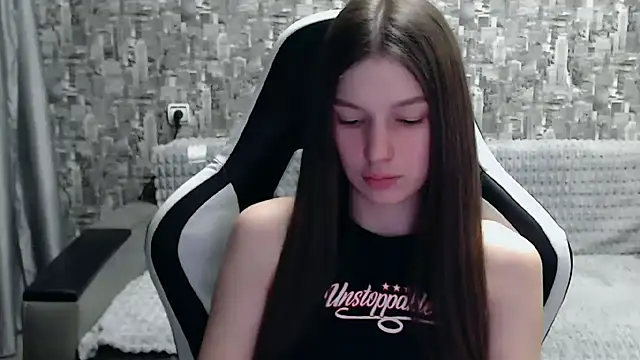 MissMiaCutie online show from 02/25/25, 03:27