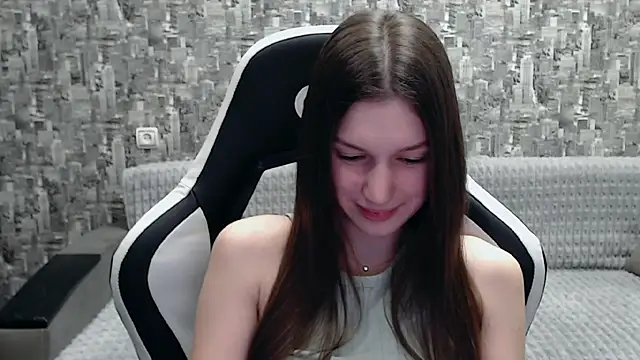 MissMiaCutie online show from 03/06/25, 04:38