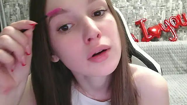MissMiaCutie online show from 03/12/25, 05:38