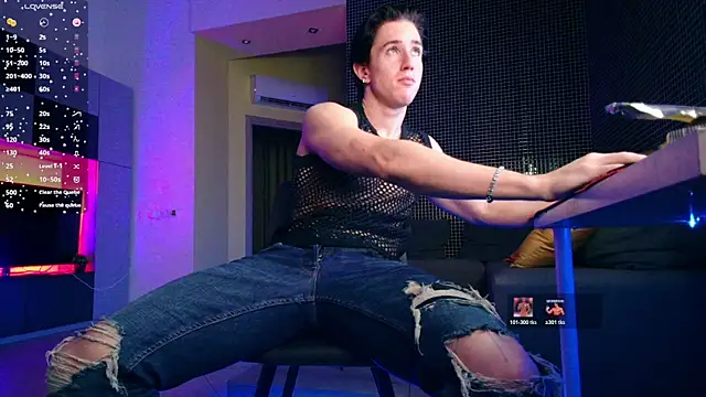ChristianLevine  online show from 06/11/26, 08:40