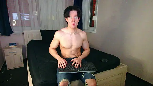 ChristianLevine  online show from 07/22/26, 04:04