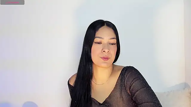 bella hadid1  online show from 06/21/26, 06:27