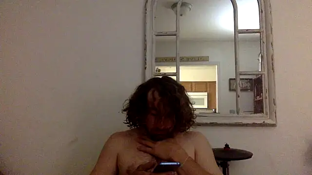 Snapshot of sirchubster chatting on 05/05/26, 04:20 sirchubster online show from 05/05/26, 04:20
