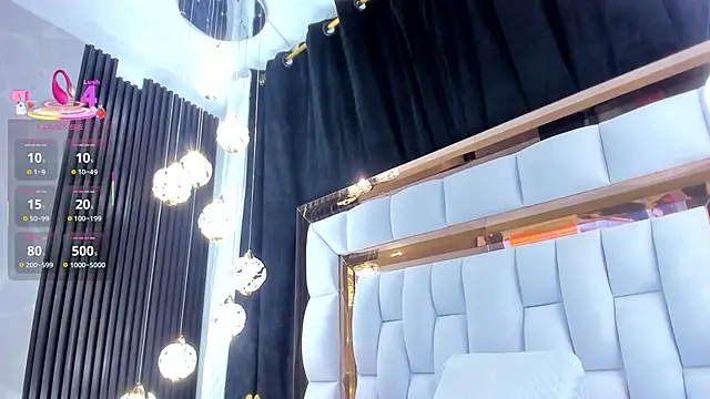 Snapshot of SarayRoyse chatting on 11/10/25, 07:35 SarayRoyse online show from 11/10/25, 07:35