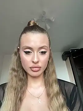 Sweet  Milly online show from 05/21/26, 11:06