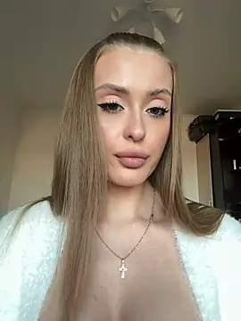 Sweet  Milly online show from 06/03/26, 04:45
