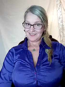 irinamaux online show from 01/10/25, 04:30