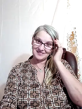 irinamaux online show from 01/23/25, 05:42