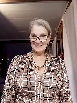 irinamaux online show from 11/07/25, 06:57