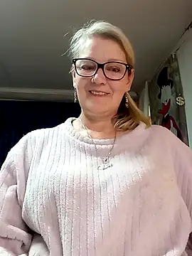 irinamaux online show from 05/12/26, 04:20