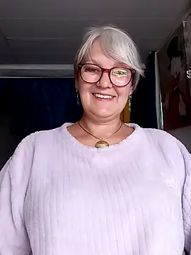 irinamaux online show from 07/28/26, 04:39