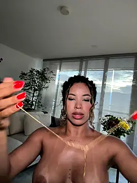 Snapshot of Brunettexio chatting on 09/20/25, 10:44 Brunettexio online show from 09/20/25, 10:44