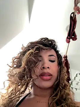 Snapshot of Brunettexio chatting on 09/28/25, 08:58 Brunettexio online show from 09/28/25, 08:58