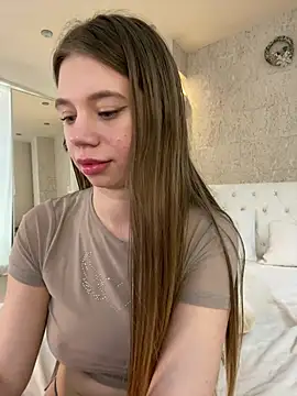 Bella Suns online show from 02/26/25, 12:49