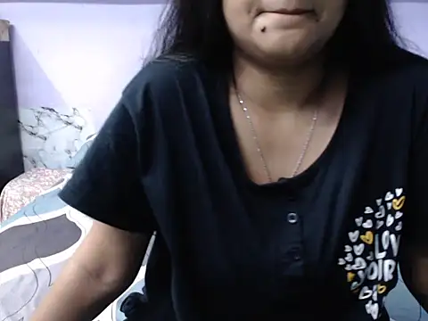 Freya nia online show from 09/25/25, 11:47