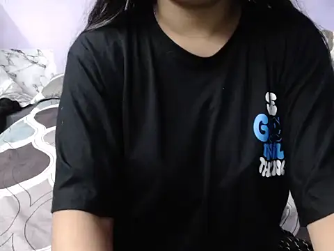 Freya nia online show from 09/28/25, 10:20