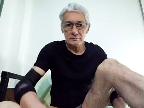 BIGUNCUTHARDCOCK online show from 02/15/25, 11:58