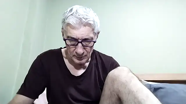 BIGUNCUTHARDCOCK online show from 10/31/25, 01:17