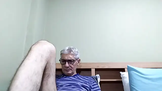 BIGUNCUTHARDCOCK online show from 11/05/25, 01:33