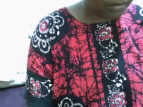 Snapshot of Giannah01 chatting on 09/24/25, 08:12 Giannah01 online show from 09/24/25, 08:12