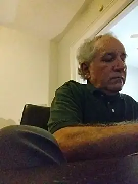 Snapshot of XXCUTHULU23 chatting on 10/28/25, 04:16 XXCUTHULU23 online show from 10/28/25, 04:16